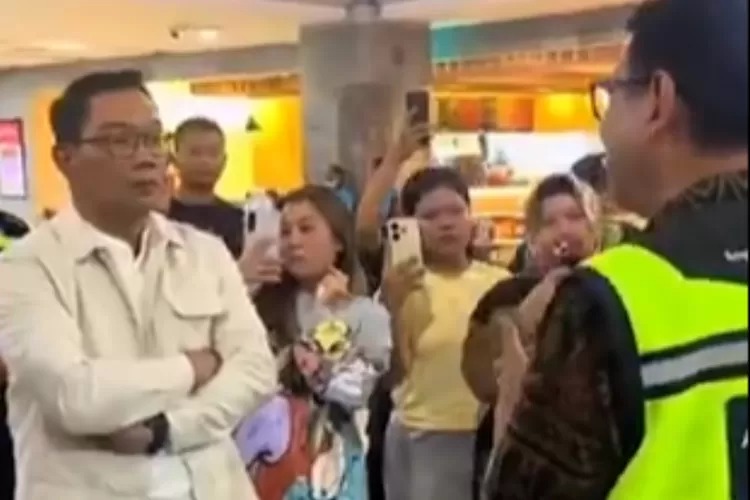 Ridwan Kamil dan Denny Indrayana Jadi Korban Super Air Jet Delay 8 Jam di Bali